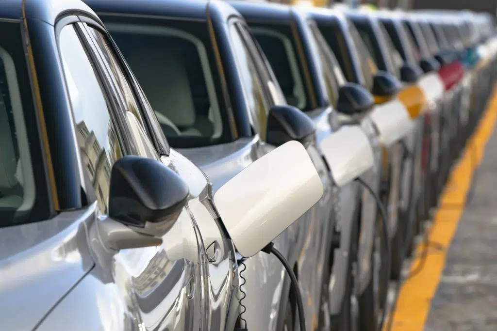 De rol van IoT-connectiviteit in de evolutie van de EV-markt